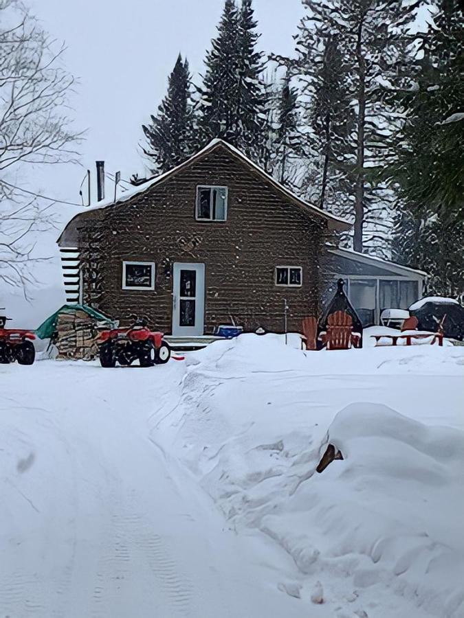 Le Chalet Au Souvenir Bouchette Esterno foto